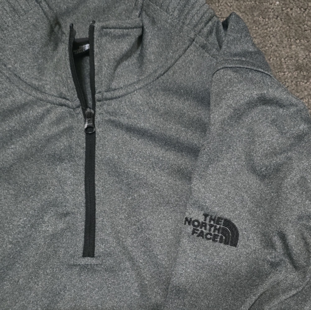 The North Face Women's Charcoal Gray Jacket size L